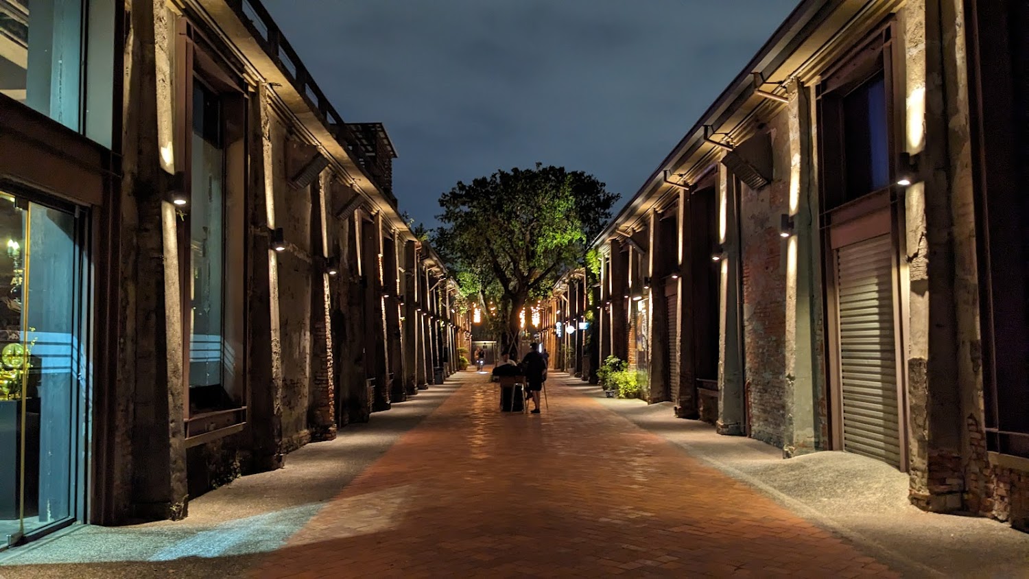 大義倉庫｜駁二藝術特區：探索高雄文化藝術的絕佳去處