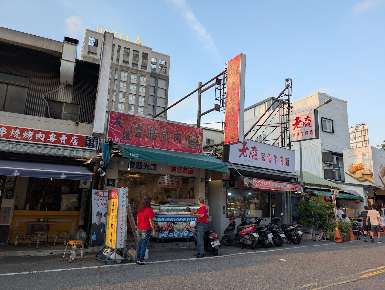 阿龍香腸熟肉｜台南美食攻略：必吃的5大隱藏美味