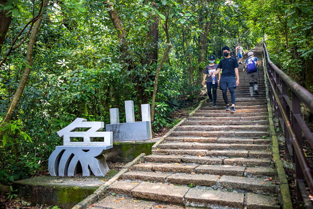 北部一日遊景點推薦：探索碧潭、陽明山和象山等必訪之地