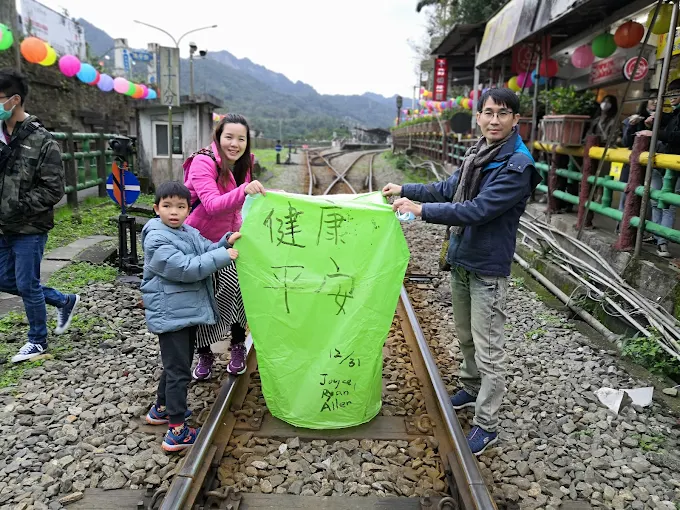 九份老街與十分老街全攻略｜懷舊風情、美食饗宴與天燈祈福一次收集