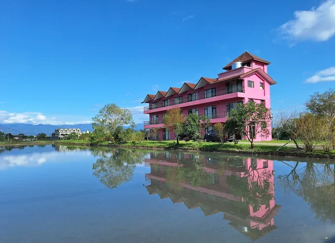 把宜蘭礁溪溫泉放進夜晚，把蘇澳海景留給清晨，住一晚就想再回來