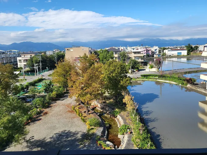 把宜蘭礁溪溫泉放進夜晚，把蘇澳海景留給清晨，住一晚就想再回來