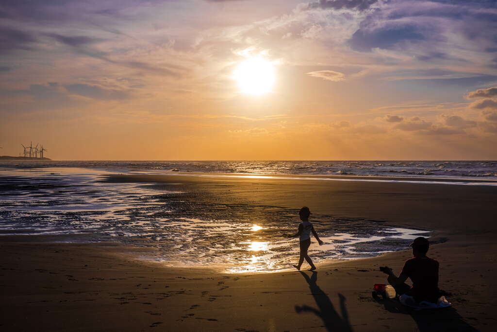 桃園景點TOP5｜大溪老街、虎頭山夜景、龍潭大池與夕陽濕地一次看
