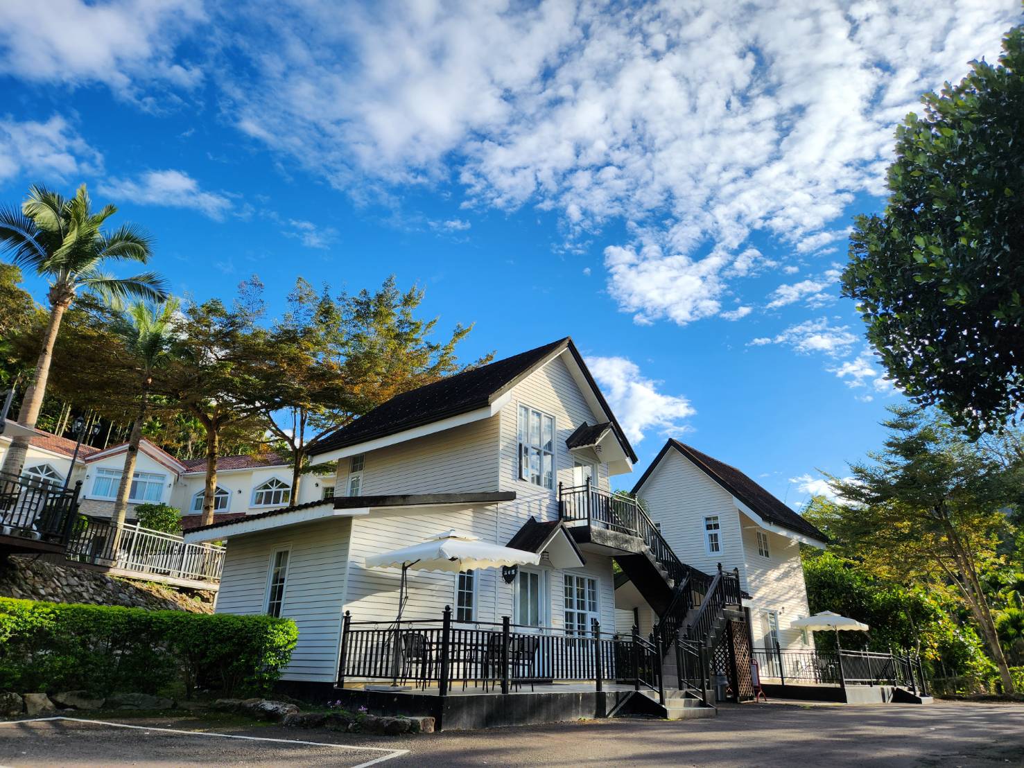 溫馨且採光良好的客房格局