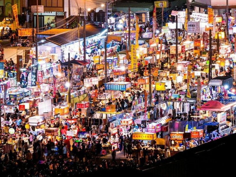 武聖夜市:探索台南最具魅力的夜市經典