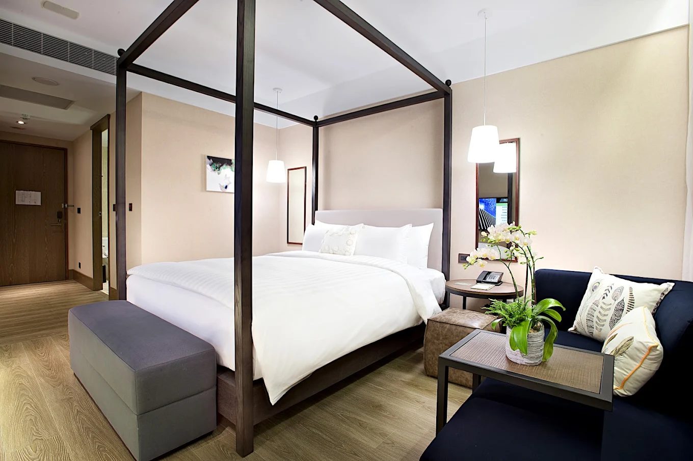 在山海之間好好住一晚，選對住宿更重要，選一間台東飯店陪你放空一天