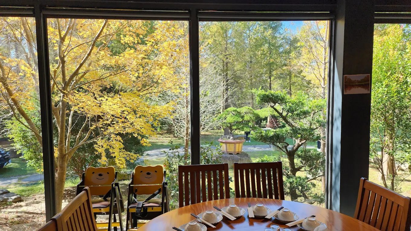 新竹景觀餐廳精選｜5 家山林湖畔美食與沉浸風景的好所在
