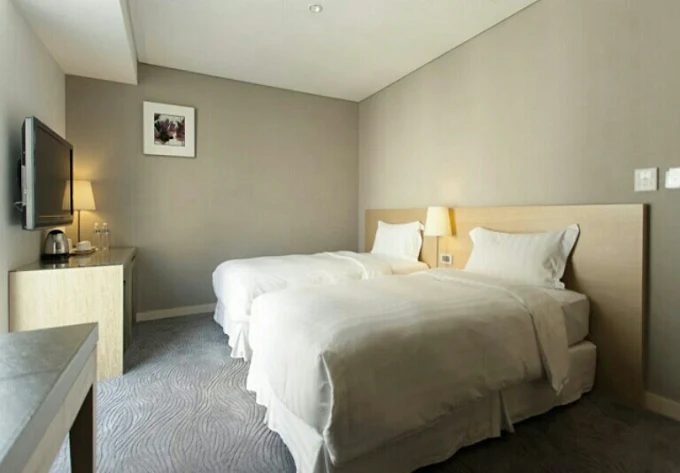 「高雄住哪裡？夜市香、海港亮、背包客都讚聲！」5 大高CP值住宿全曝光