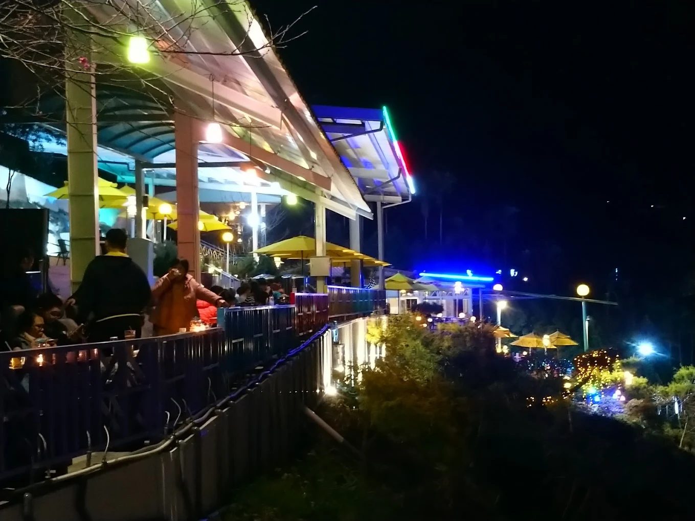 夜景咖啡廳的極致享受|好星晴咖啡帶你感受不一樣的夜空