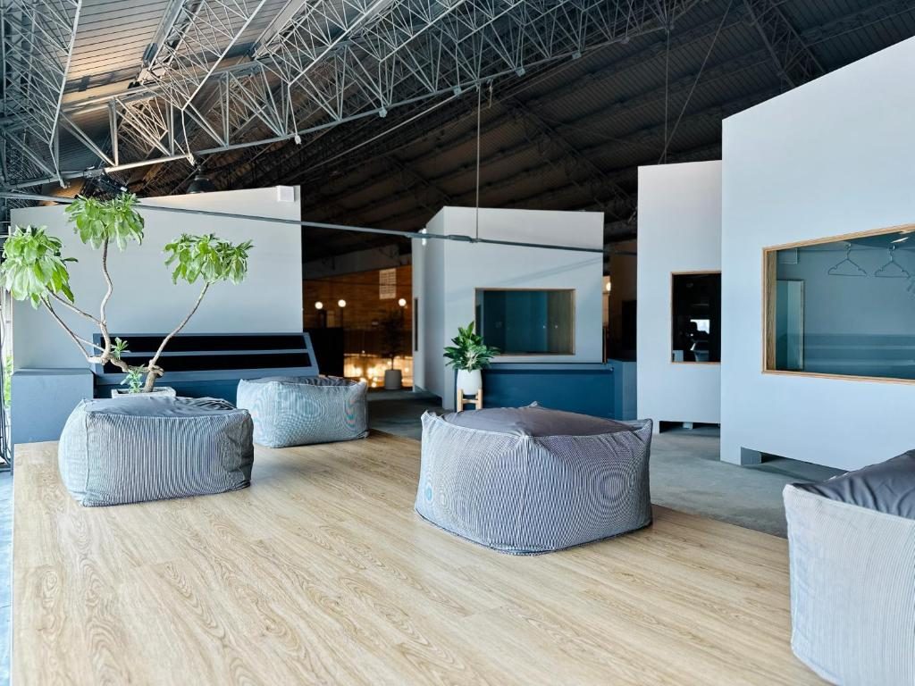 「高雄港（剛）好」：5 大住宿攻略，港景夜市一次收