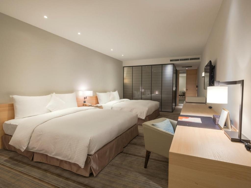 滑進夢想的房間！高雄親子飯店大比拼，溜滑梯、樂園全收錄