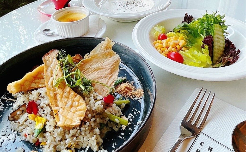 白天洽公，晚上散步到歌劇院｜台中商旅 Hung’s Mansion 的雙面精彩