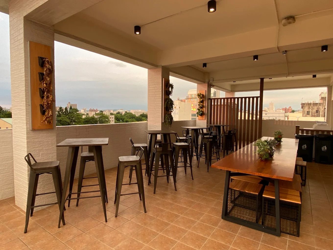 嘉義輕行旅住宿優惠｜雙人房 $1680 含早餐＋送佐登妮絲城堡門票