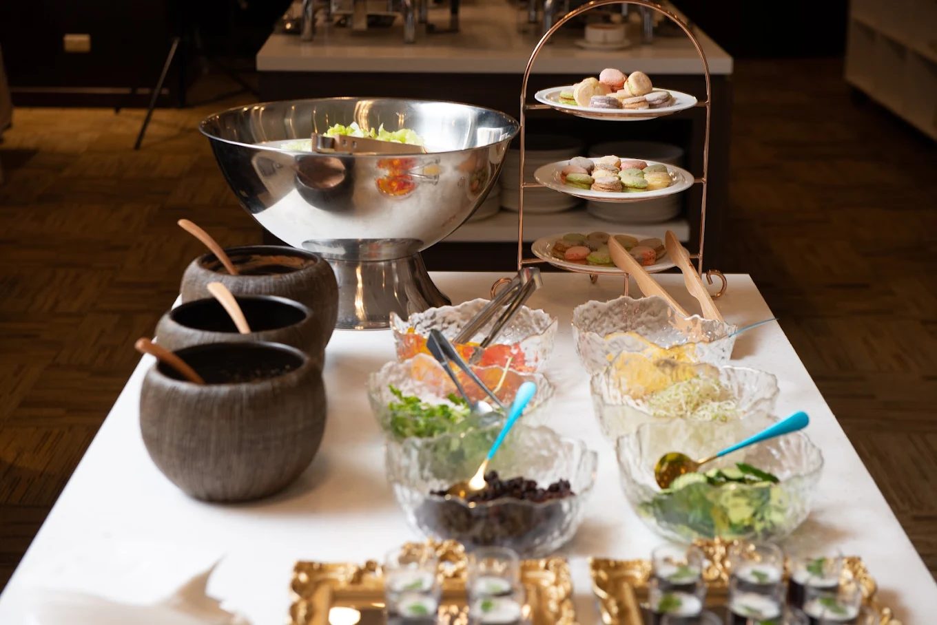 淡水住宿推薦｜四人房不到 $2,000！走路 10 分鐘到捷運，收藏最美夕陽