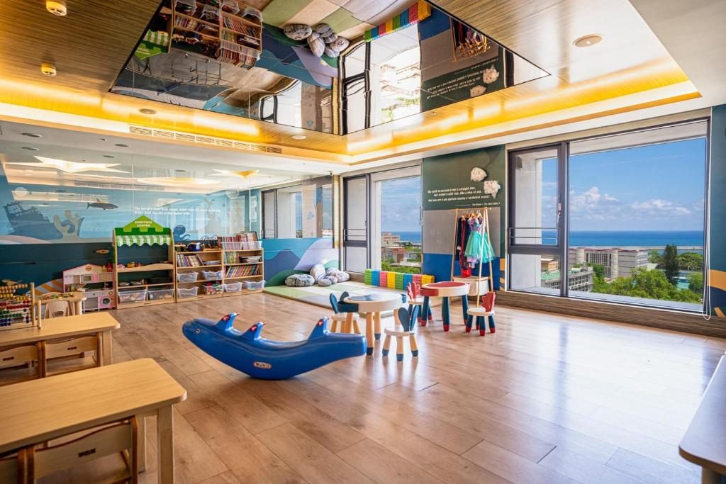 慢點看海、快點訂房！2025 花蓮住宿懶人包，從豪華飯店到背包客全收錄