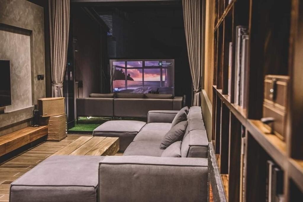 不只是墾丁中繼站！屏東住宿大反轉：住進日式老宅、文青旅店