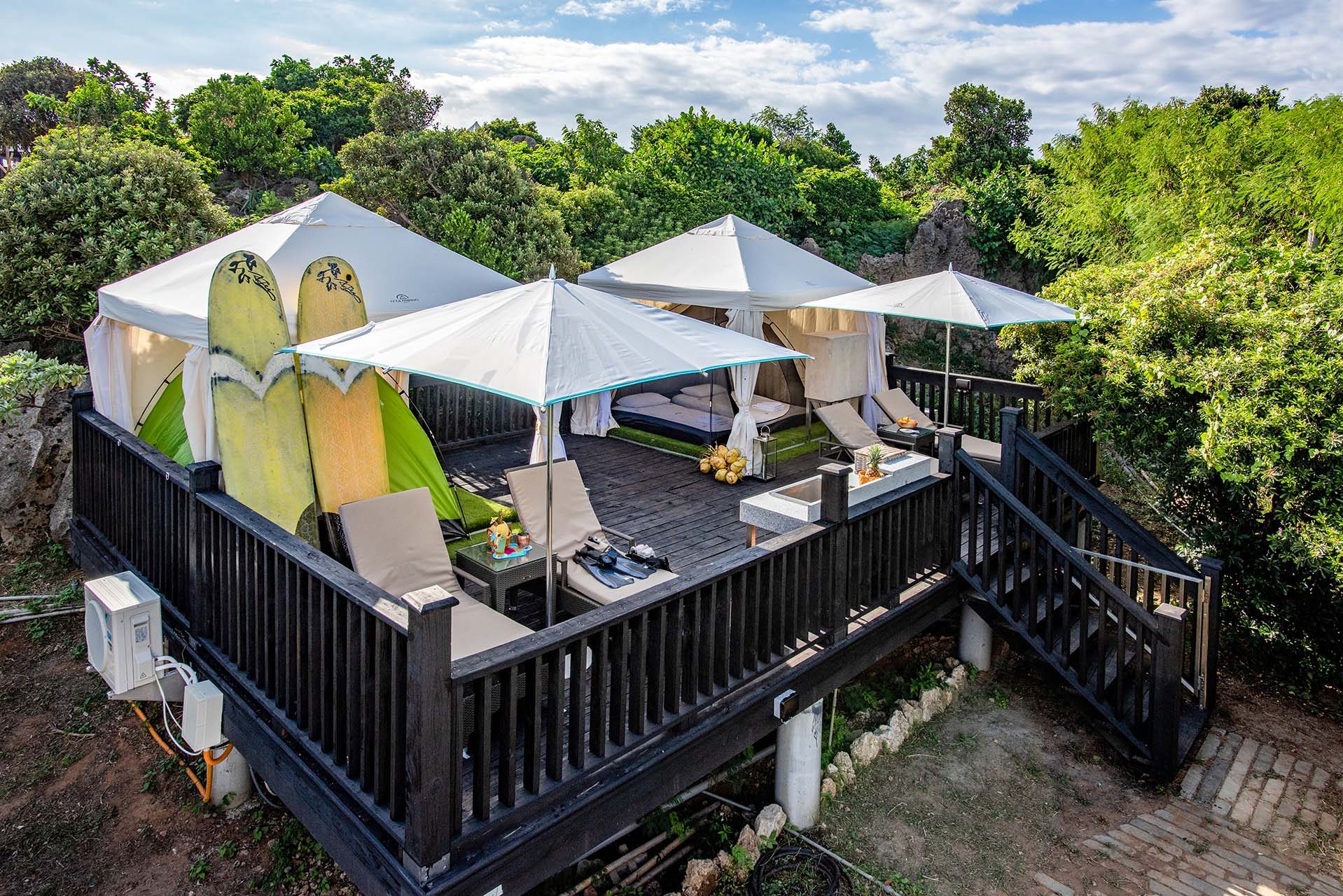 墾丁貓鼻頭露營莊園提供豪華的帳篷與無敵海景