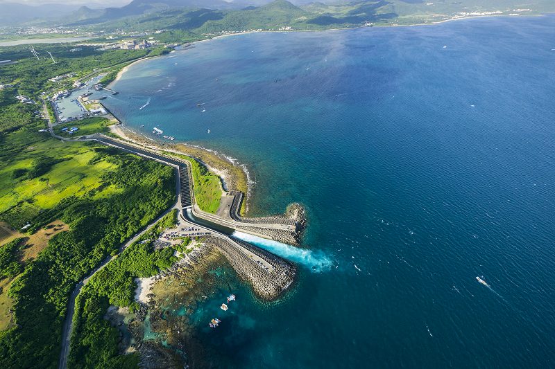 別只去墾丁！恆春後壁湖吃爆生魚片，再到古城看一場百年夕陽