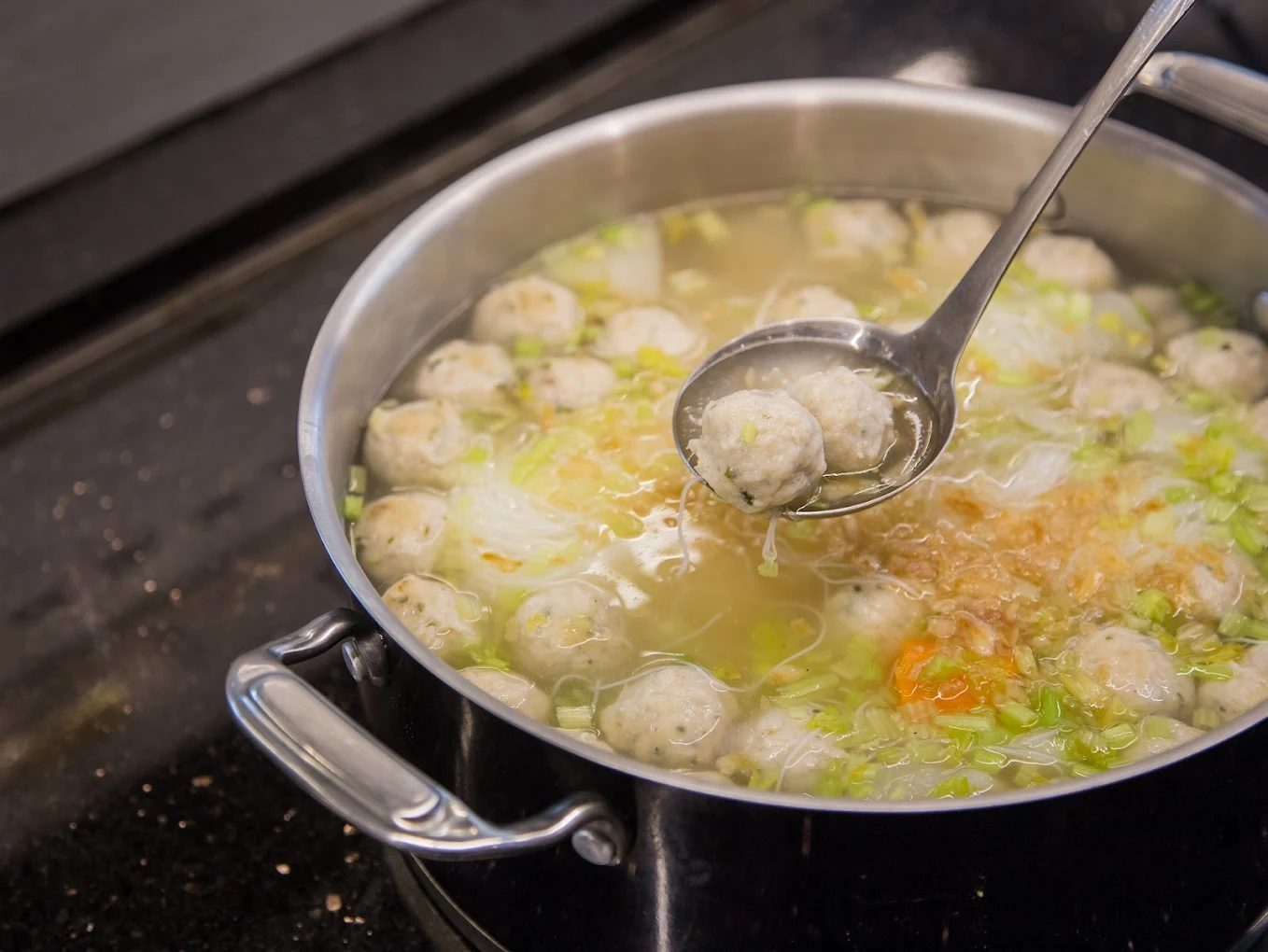 冬天必住！礁溪美嘉美大飯店一泊三食溫泉假期，雙人只要 $1,499 起