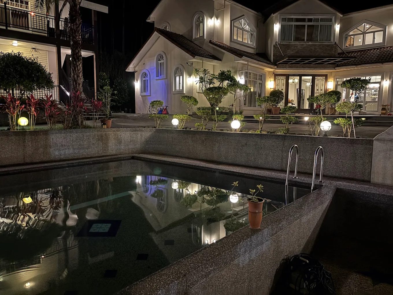 日月潭隱藏版歐風Villa｜布查德Villa周年慶限時優惠