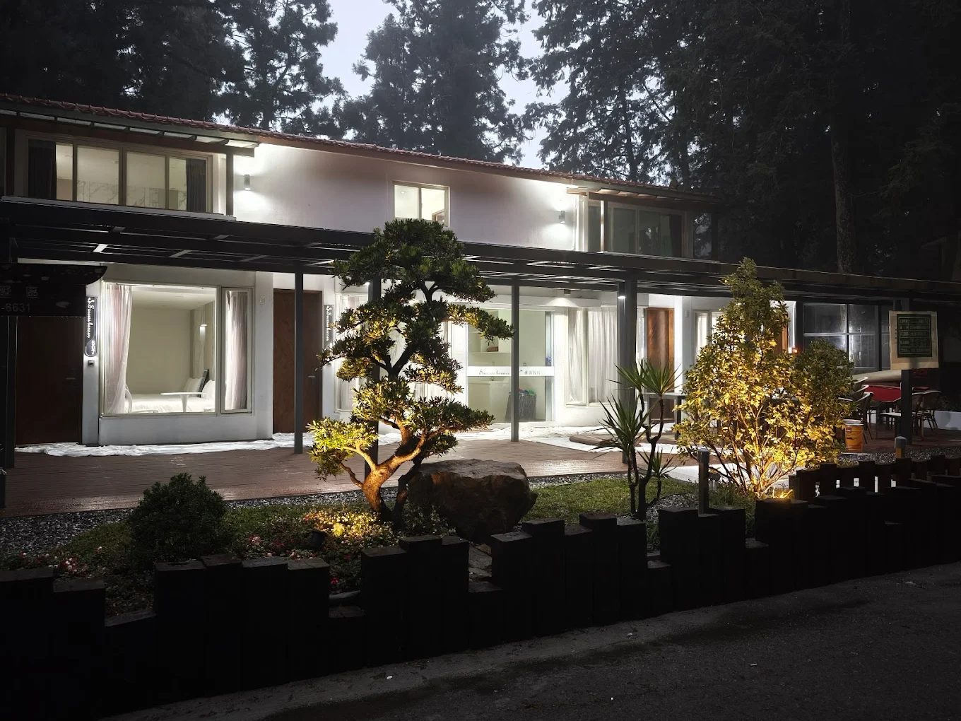 溪頭森林系住宿！Success Banner銀杏樓｜雙人$3,980起含早餐＋午餐buffet