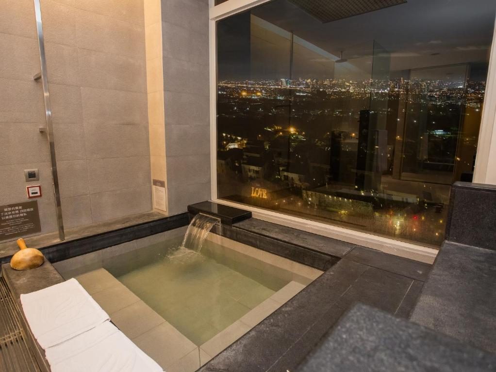 放鬆就來這！台中溫泉飯店 5 大推薦，泡湯賞景，假期立即升溫