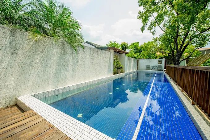 天氣冷不用飛日本！高雄寶來山澤居Villa，專屬湯屋＋山景小木屋超療癒