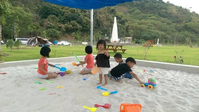 孩子放電、爸媽充電！高雄親子露營5選，假日比去樂園還快樂