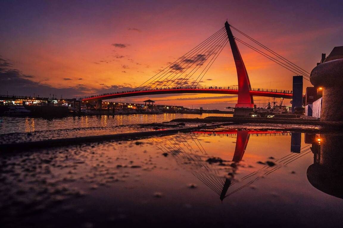漁人碼頭不只看海！情人橋夕陽＋漁港海鮮，一日行程超滿足