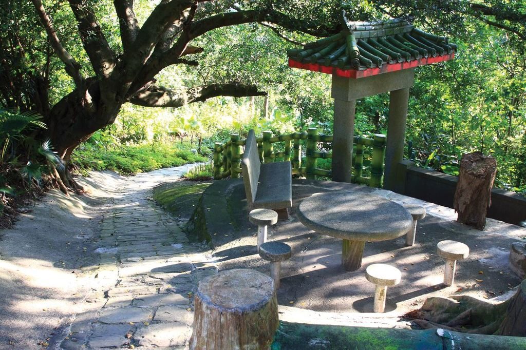 白茫茫一片不是下雪!大溪韭菜花季夢幻登場,附上順遊 4 大必訪景點