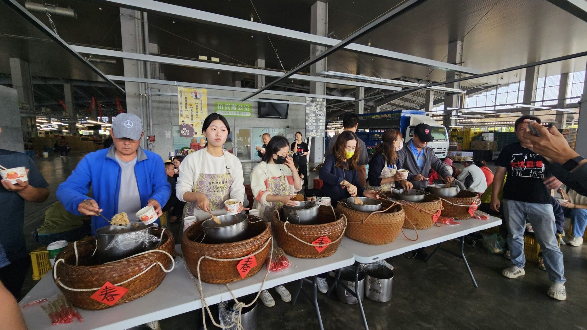 《台南大坑休閒農場》滑出你的快樂！高空滑車＋紫藤花海，美照與冒險一次滿足