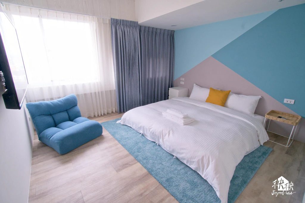 夜市煙火、人海與海風：5間高雄住宿，帶你活成旅行電影的主角