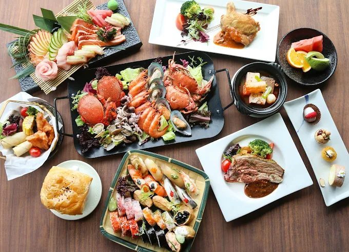 高鐵15分鐘直達仙境：清新溫泉飯店的花園泳池與彩虹眷村一網打盡