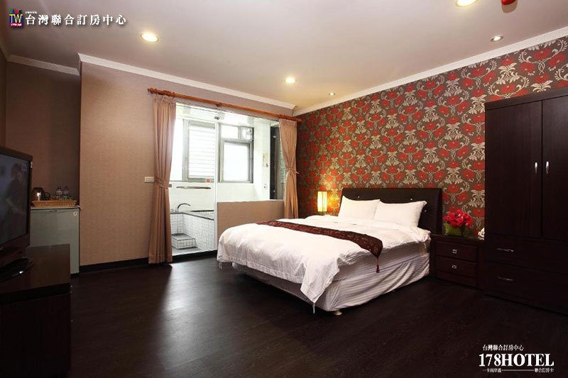 烏來泡湯住宿首選|泉世界溫泉會館雙人一泊二食只要 $2,499,週五入住還不加價!