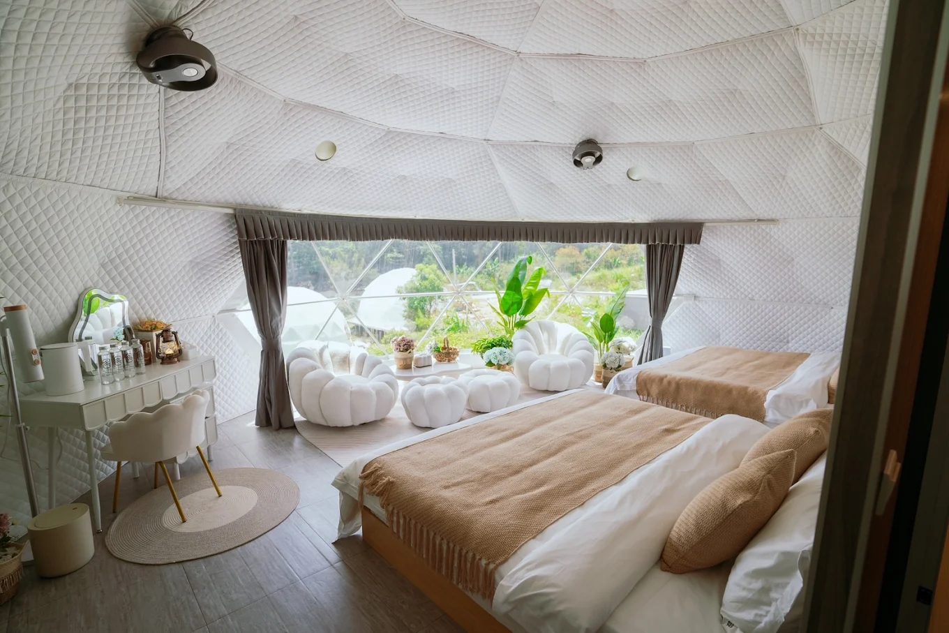 「帳篷界的五星飯店」|全台 5 大懶人露營地,從星空火鍋到溫泉秘境一次收錄