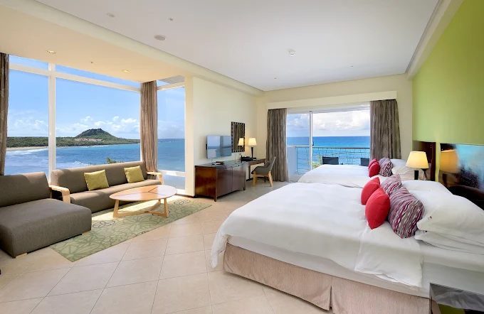 睡在浪花旁的五星享受｜墾丁夏都沙灘酒店，親子與情侶的「海景第一排」人生