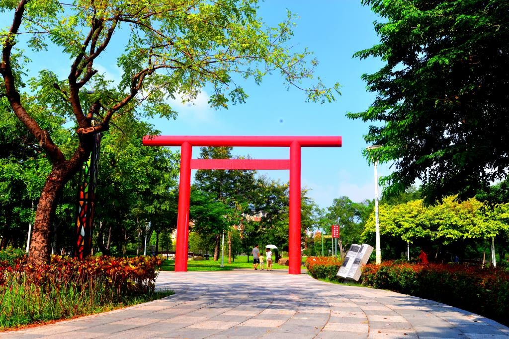 高雄岡山一日遊｜從大崗山健行到老街小吃，收集滿滿旅途回憶