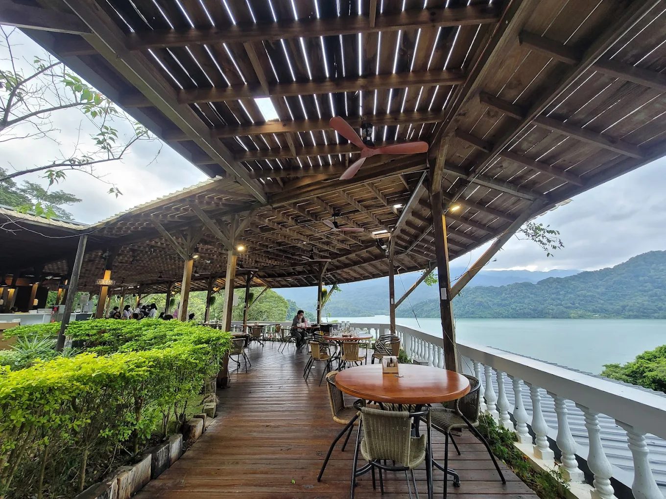 桃園人的小日子儀式感｜石門水庫活魚宴＋觀景步道，把假期過成一幅畫