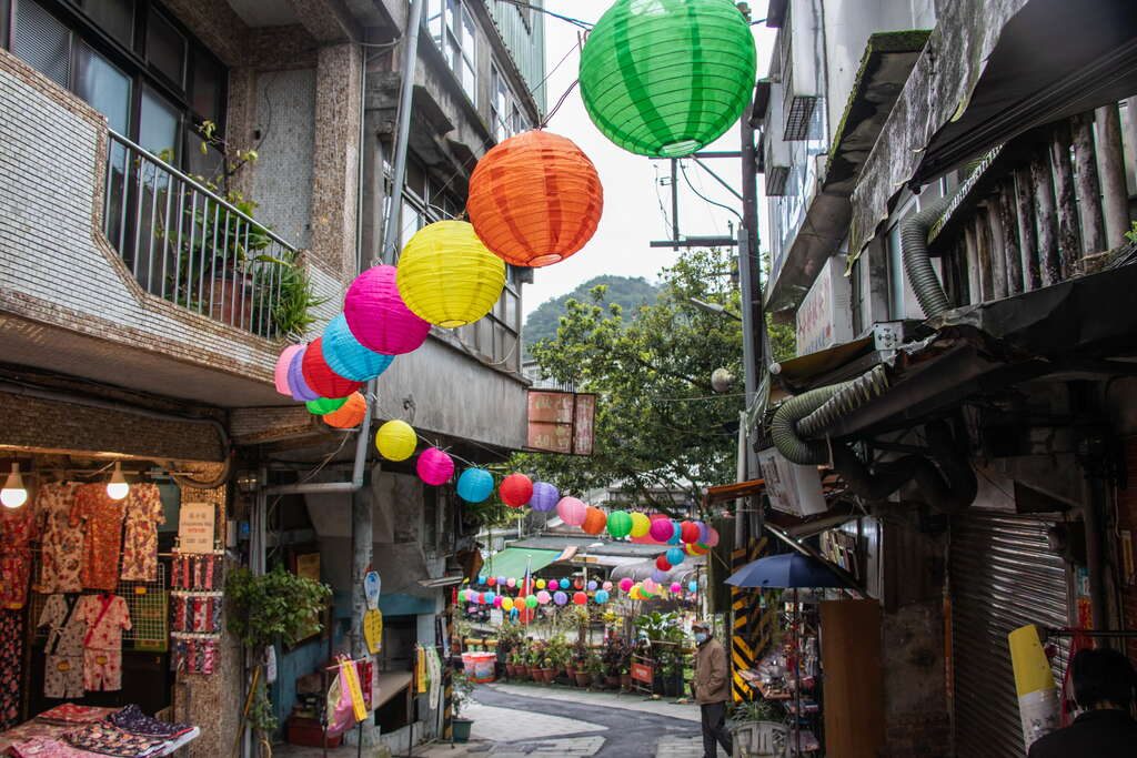 「這趟旅程值『十分』」｜平溪彩虹瀑布＋老街美食，一日就上癮