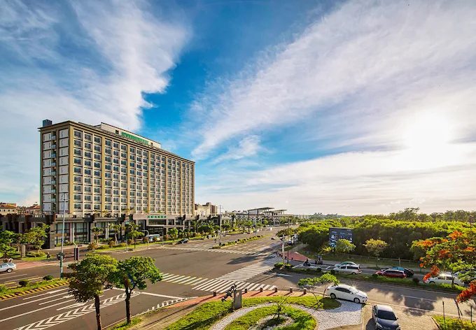 住進嘉義的現代宮殿|長榮文苑酒店對面就是故宮南院,高鐵 5 分鐘到的高性價比秘境