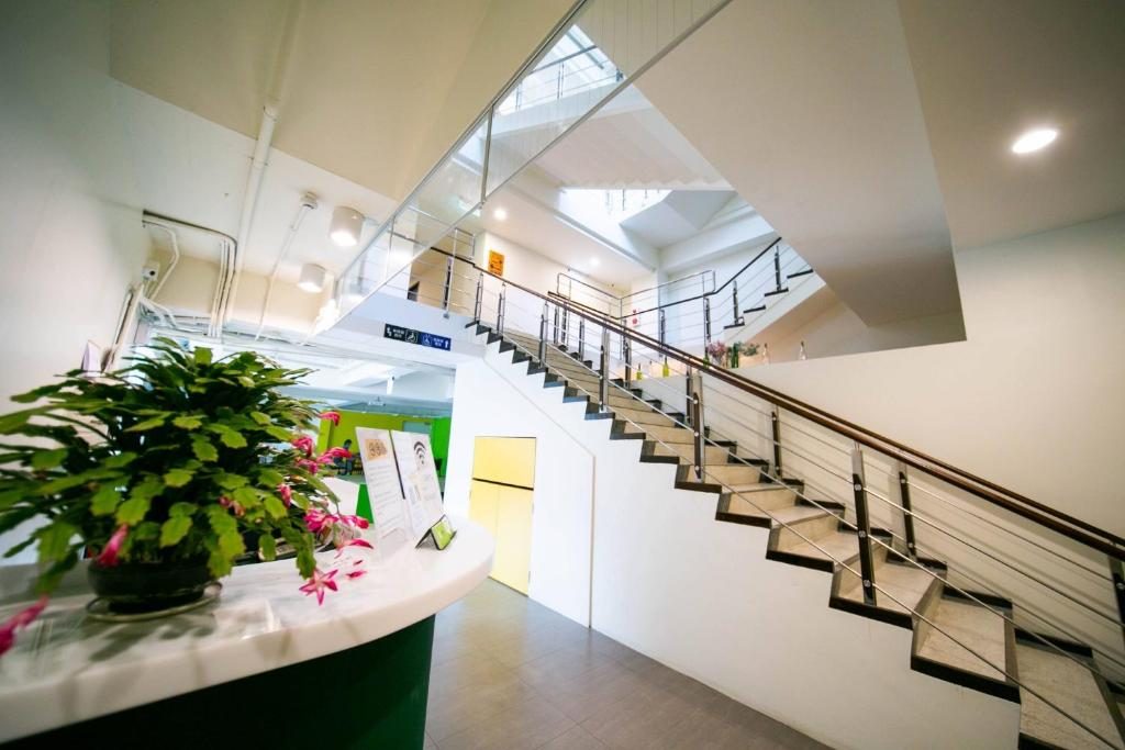 回嘉住?嘉義住宿神攻略|夜市覓食、車站秒到,從高級飯店到文青青旅全收錄