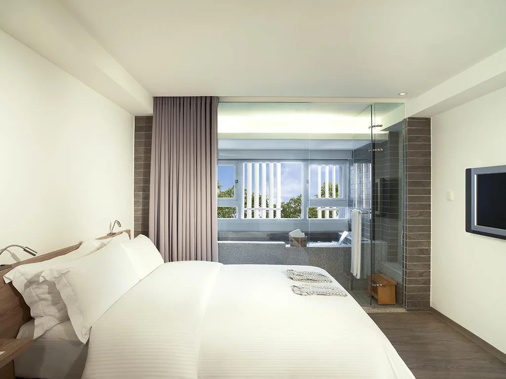 泡在雲端的假期｜礁溪 5 間住宿，從『晶』典無邊際湯池到老爺山居秘境