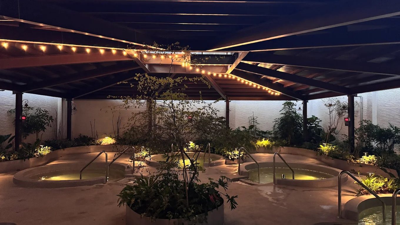 礁溪冠翔泉旅｜全新植癒系溫泉飯店登場，入住綠境客房享森林般療癒假期