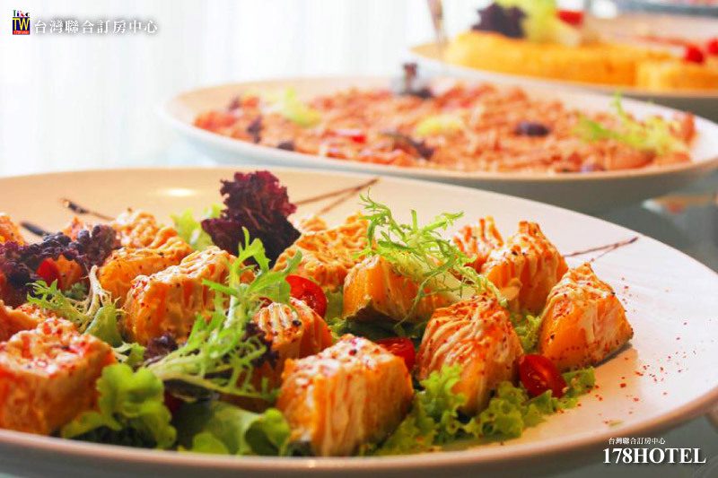 中壢南方莊園渡假飯店｜豪華雙人房一泊二食 $5,800 起，享早餐＋下午茶＋全館設施