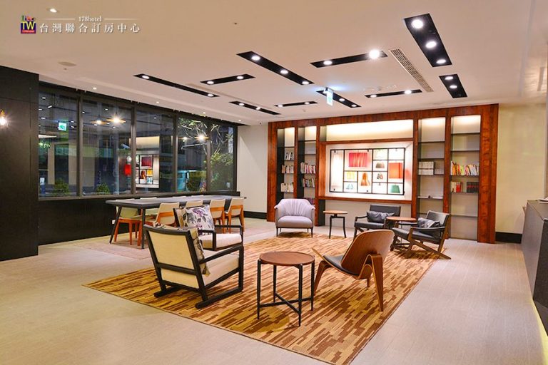 嘉義行藝文旅｜豪華四人房含早餐只要 $1,980（平日）｜走路 10 分鐘到嘉義車站、15 分鐘到文化路夜市
