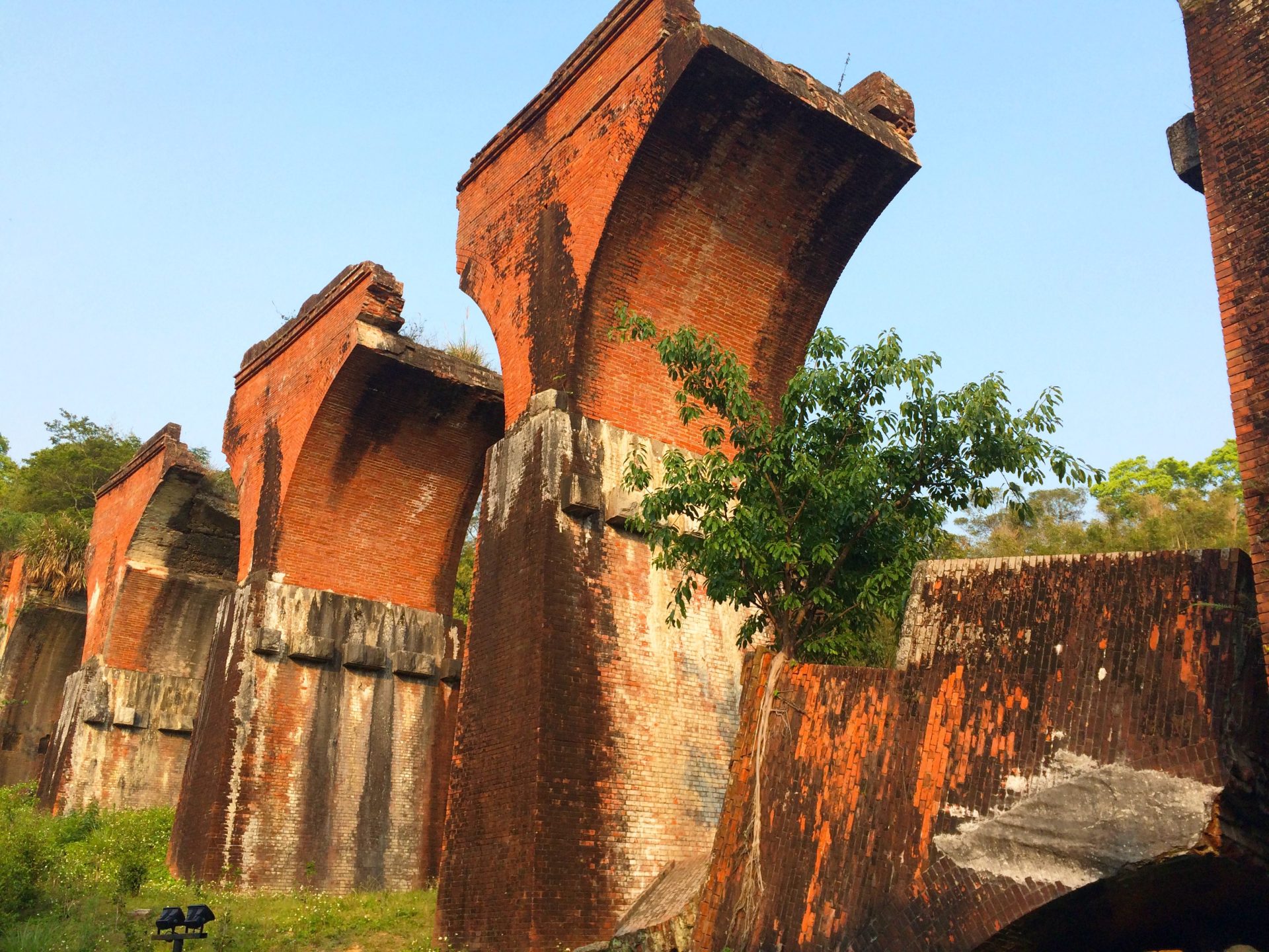 舊山線鐵道自行車必玩懶人包|勝興到龍騰斷橋熱門路線、票價與交通全解析