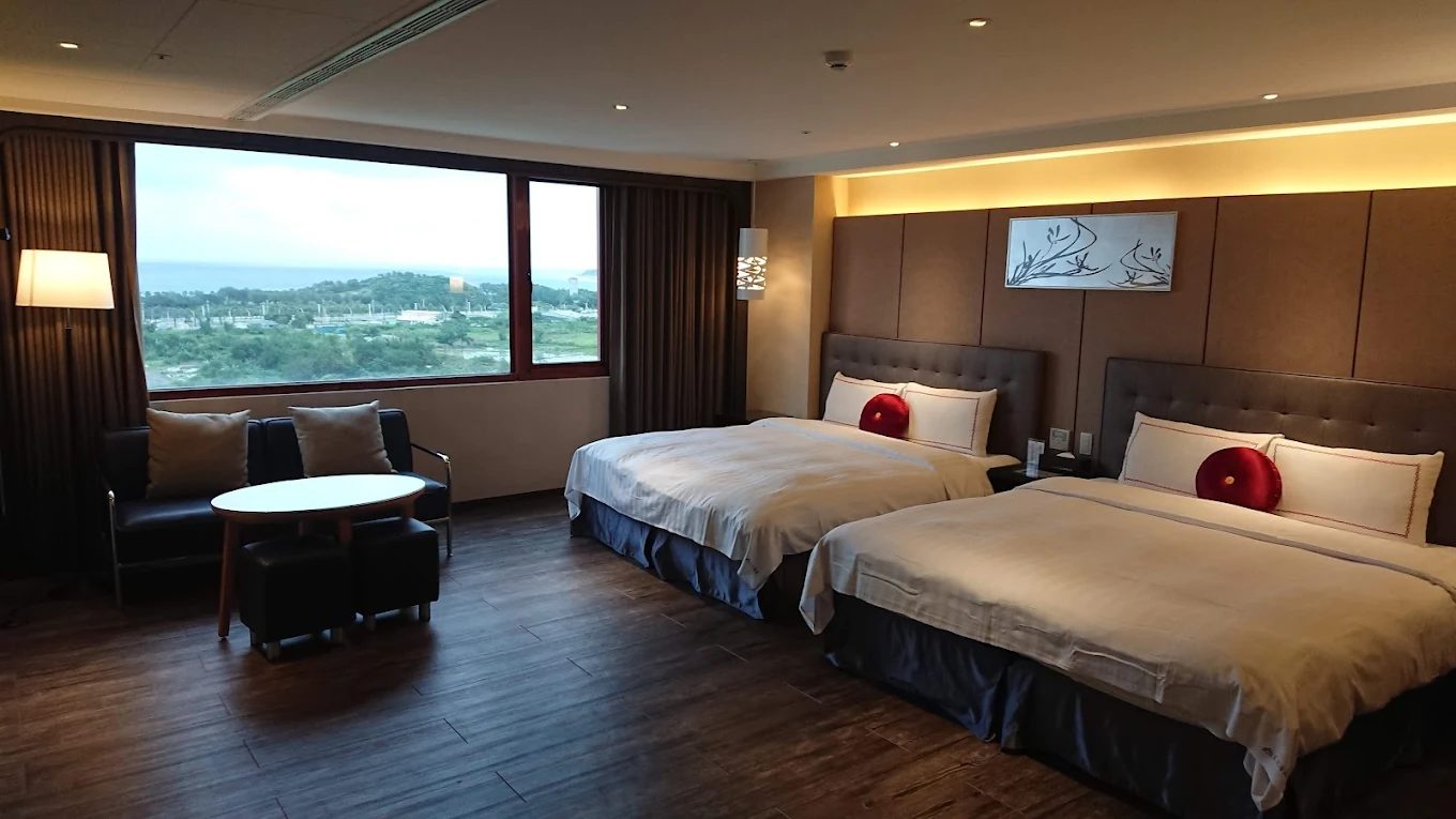 花蓮住宿必收藏！星空海藍飯店限時優惠：住一晚送一晚，豪華海景房兩晚只要 NT$4,200