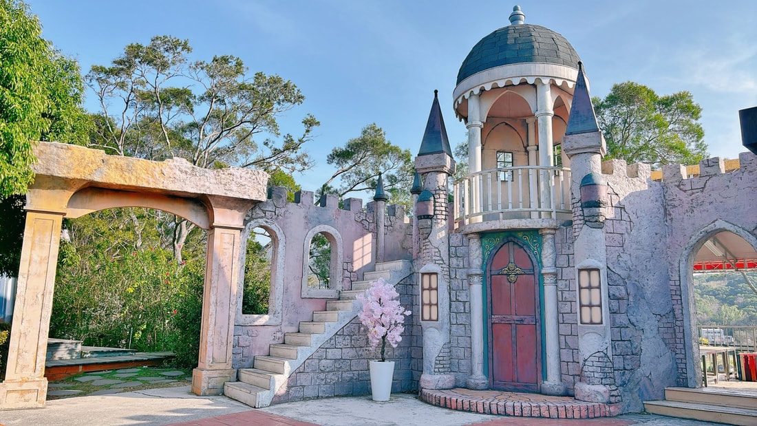 住進童話世界!苗栗綠意山莊|哈比屋、粉紅城堡、天空步道一次玩