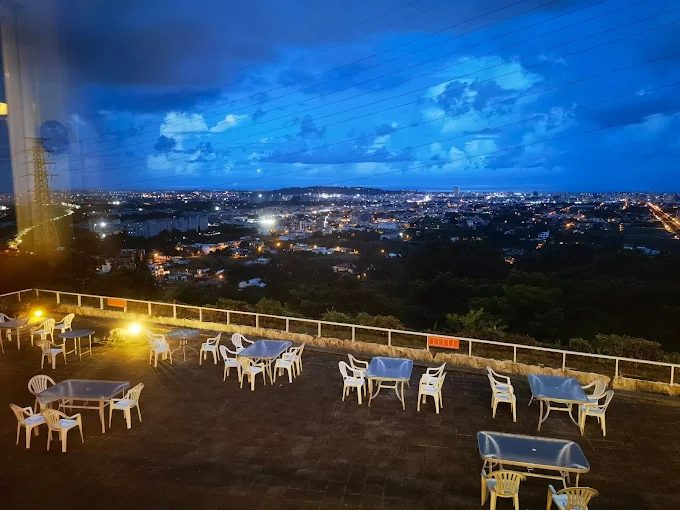 花蓮晚上去哪玩？夜景秘境、東大門夜市、浪漫約會景點全收錄