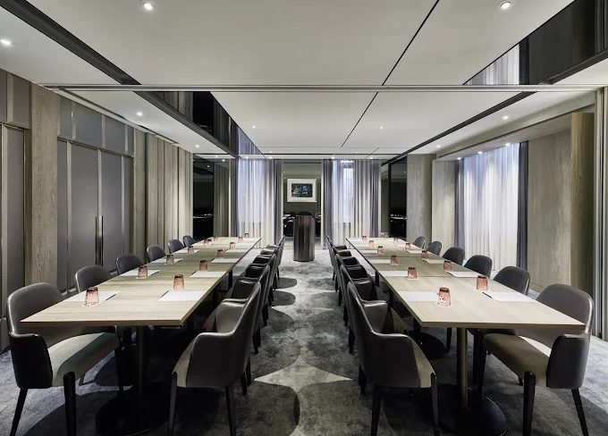 板橋凱撒大飯店|3分鐘到車站,享受無邊際泳池與五星級奢華住宿